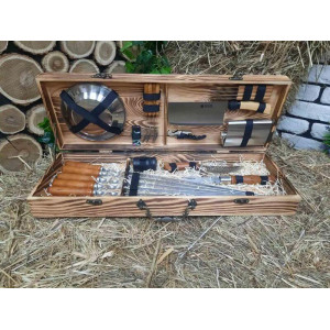 Подарочный набор для шашлыка B123019 с 6 шампурами и 10 предметами для пикника в деревянном футляре