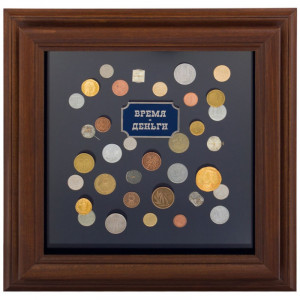 Сувенірне панно з монетами 25*25 см. B510054