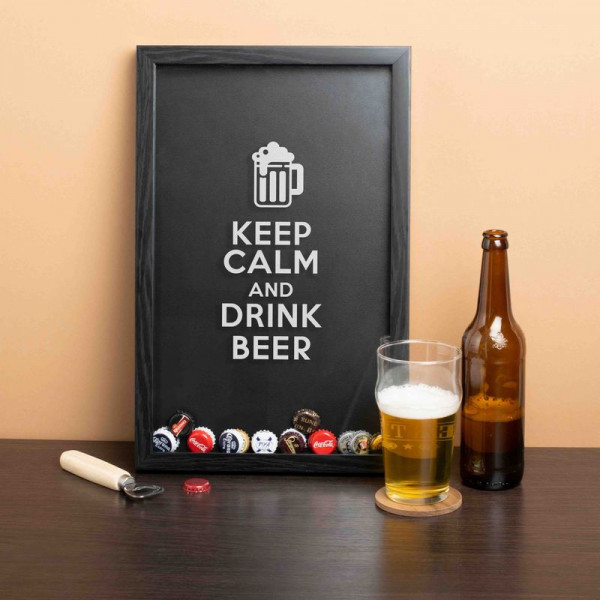 Рамка-скарбничка для пивних кришок Keep calm and drink beer 45*29,5*2,5 см. чорна B132048