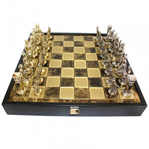Подарункові шахи Греко-Римський період коричнева дошка 44*44 см. Греція B550726