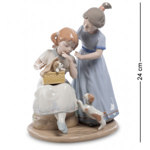 Керамічна фігурка Дівчата з собачкою 18,5х15х24 см. B6001352 дорогий подарунок для жінки чи дівчини