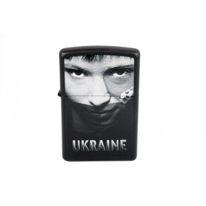 Запальничка Zippo 218USS Ukraine soccer face чорна із чорно-білим малюнком B670165