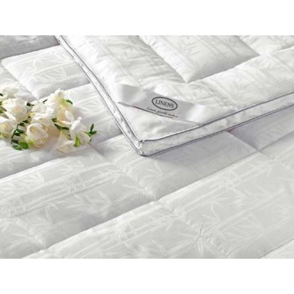 Двоспальна ковдра B156293 Linens біла 195x215 см.