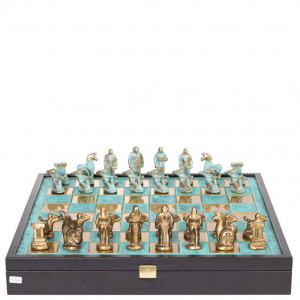Шахматы подарочные в деревянном футляре бронзовое покрытие 34х34 см B670456