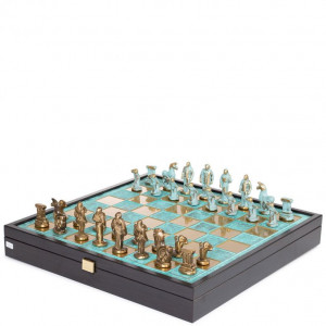 Шахматы подарочные в деревянном футляре бронзовое покрытие 34х34 см B670456